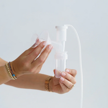 Load image into Gallery viewer, Ameda Silicone Soft Flange Reducing Insert 11mm to 21mm (single item)