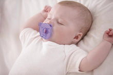 Load image into Gallery viewer, Phillips Avent Soothie Pacifier (0-3 months) 2 pack