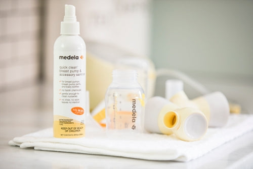 Medela Quick Clean Breast Pump & Accessory Sanitizer Spray